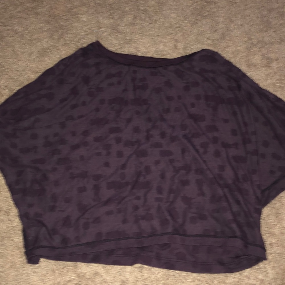 Lululemon cotton crop tee